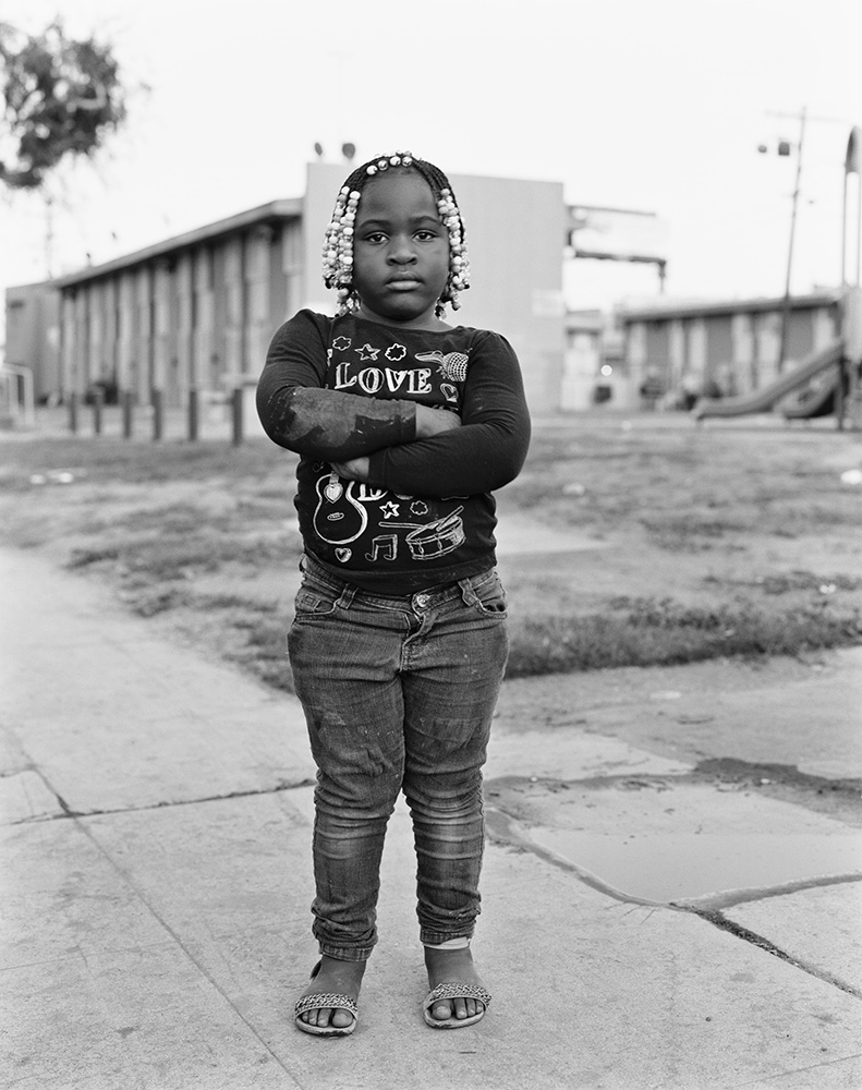 Dana Lixenberg, Kadejah,  2013, Imperial Courts 1993-2015. Courtesy de l’artiste et GRIMM, Amsterdam I New York
