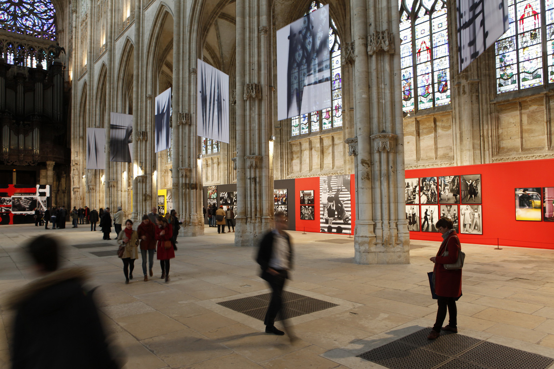 Exposition William Klein, Figure(s) du siècle 16 avril - 24 juillet 2016, Hors-les-murs, Abbatiale Saint-Ouen, Rouen, Festival Normandie Impressionniste