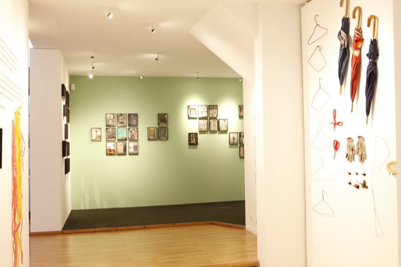vue d'exposition hong kong de michael wolf au centre photographique rouen normandie, mars mai 2016 4