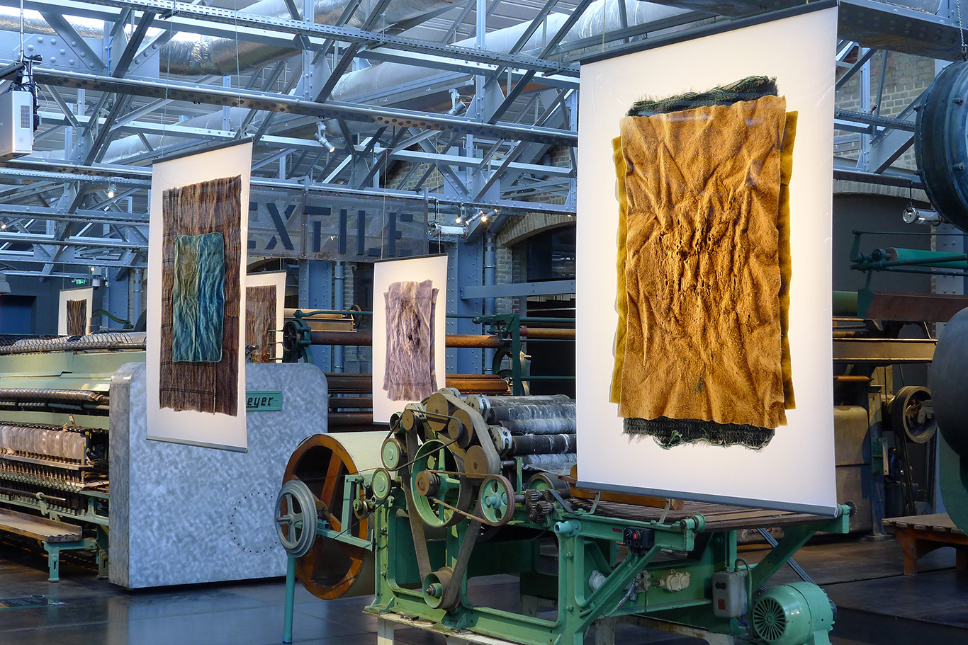 Exposition Stracci de Stefano Bianchi, à la Fabrique des Savoirs d'Elbeuf (février - mars 2019). Organisée par le Centre photographique Rouen Normandie, dans le cadre de La Ronde, événement de la Réunion des Musées Métropolitains Rouen Normandie
