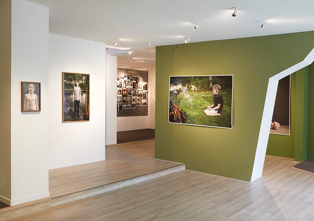 Vue d'exposition Fils de Koos Breukel au Centre photographique Rouen Normandie février-aout 2020 1