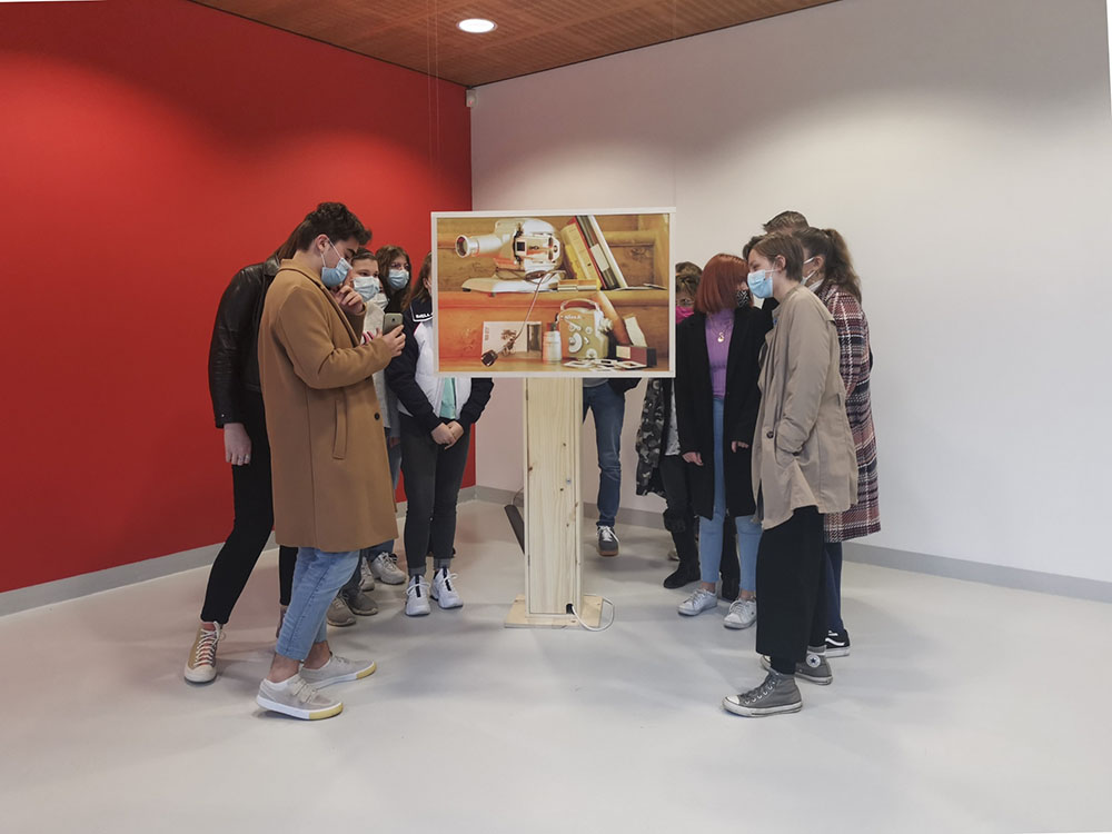 Vue d'atelier, Jeanne Dubois-Pacquet, Gabrielle Schaff, À mon image, de l’autoportrait à l’autofiction, Au Lycée Anguier (Eu) et au Lycée professionnel agricole (Neufchâtel-en-Bray), septembre 20201