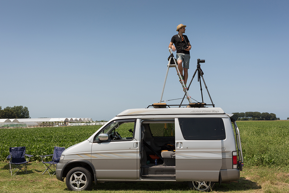 Simon Roberts en tournage © Alex Valin