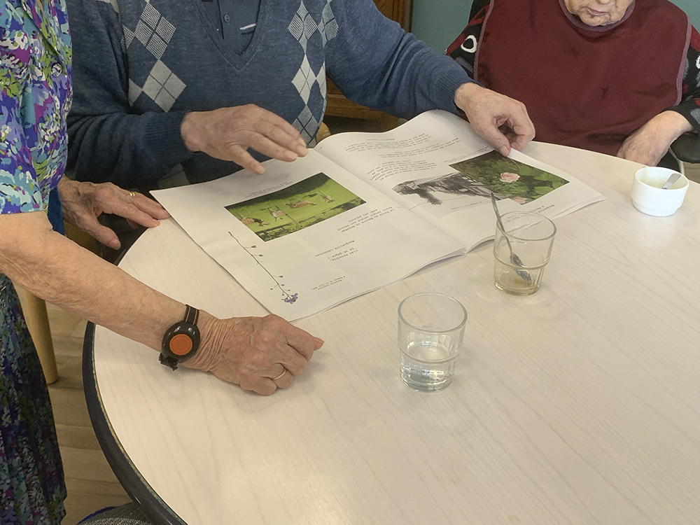 Vue d'atelier, Antoine Seiter, Valéria Monaldi, Je, tu, nous, le grand album, À l'Ehpad Résidence du Duc d’Aumale et Lefebvre-Blondel-Dubus à Gaillefontaine, avril 20219