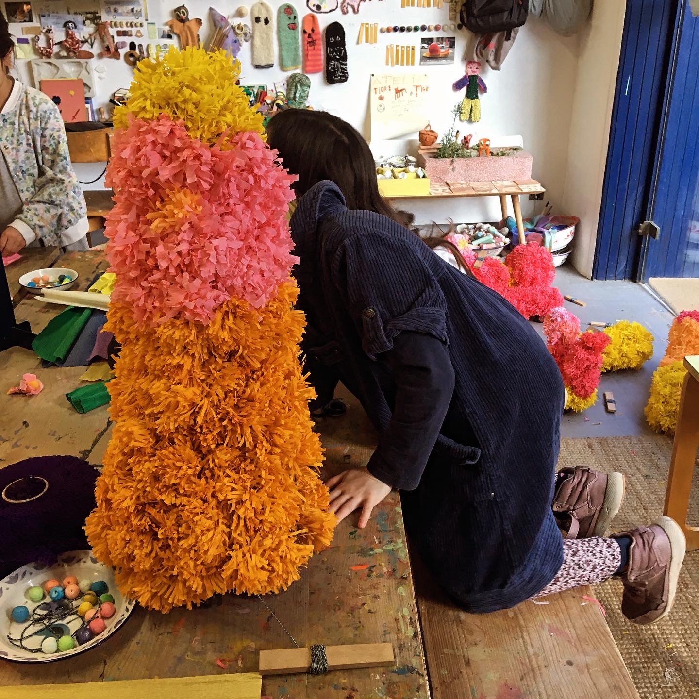 SOPHIE GRASSART, Vue d atelier ROULE CLOCHETTE, exposition La Rose est sans pourquoi 3