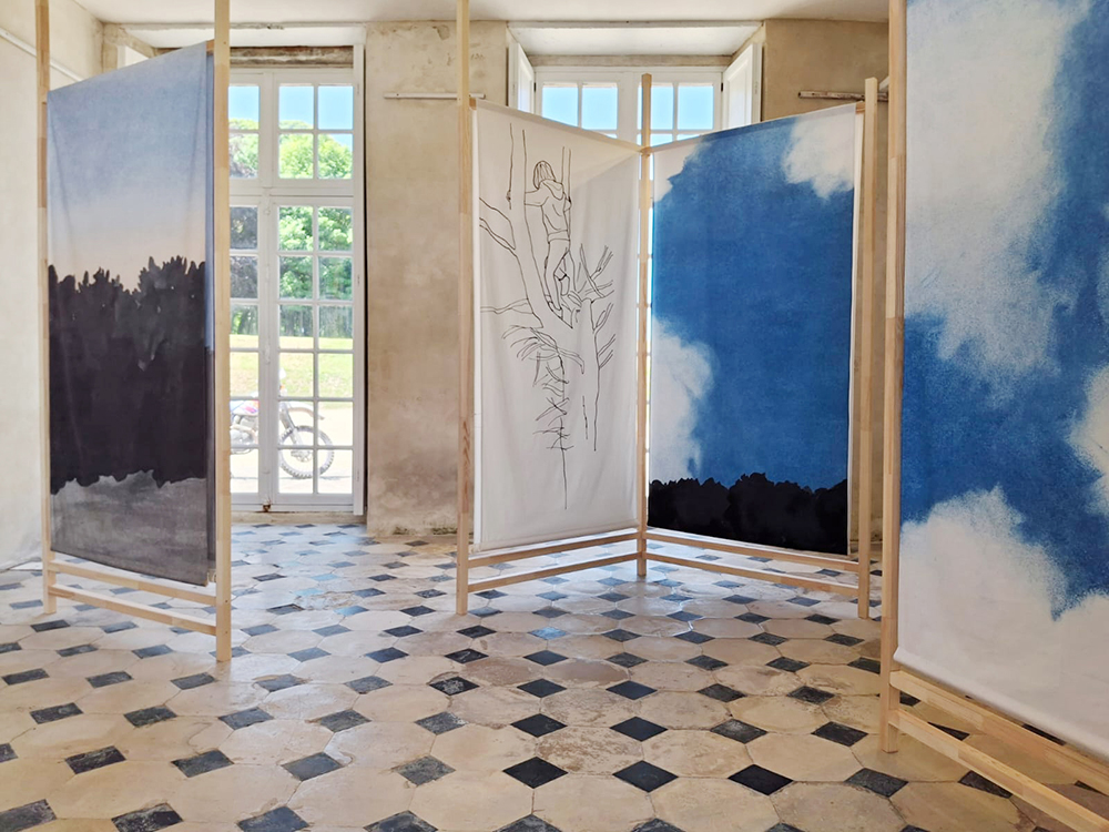 Vues d'exposition Les Sentinelles au Chateau de Flamanville 16 copie