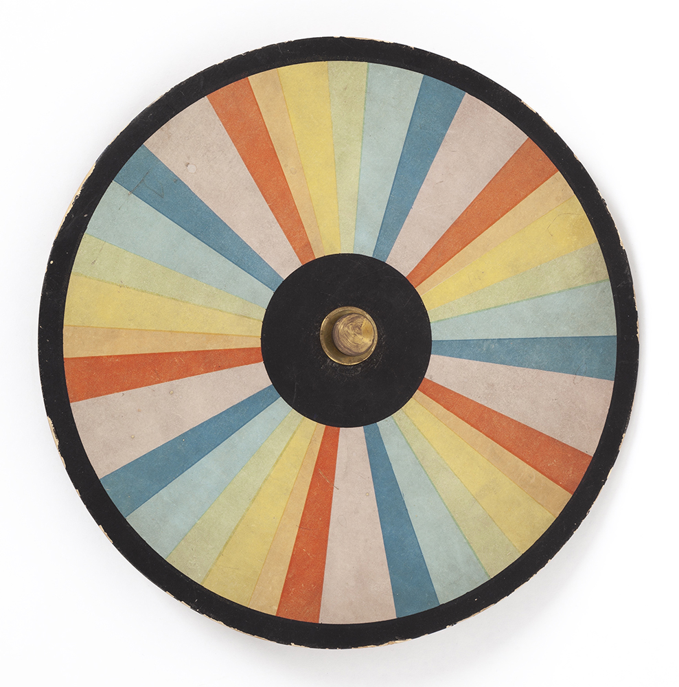 Disque de Newton, 1890, musee national de l’Education FORMER L'HYPOTHESE Laurent Millet Centre photographique Rouen Normandie