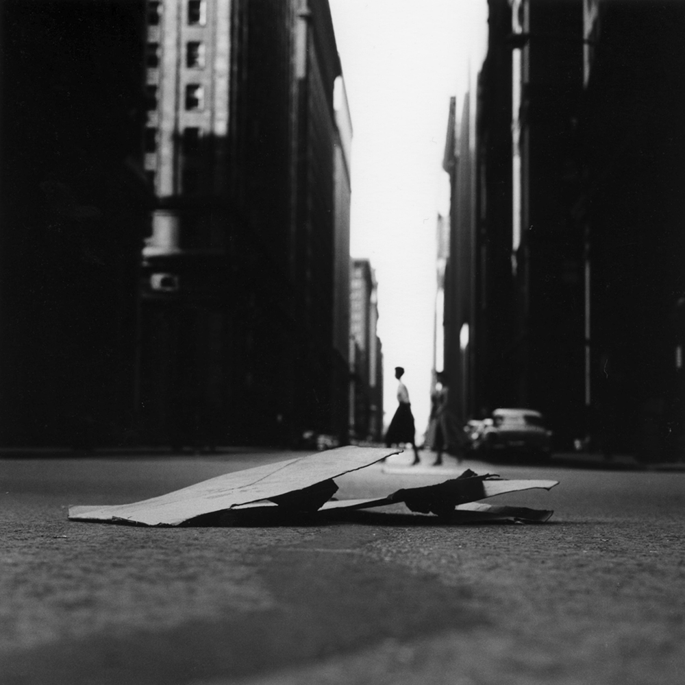 Ray K. Metzker - Chicago, Loop, 1958 © Estate of Ray K. Metzker : Courtesy Les Douches la Galerie, Paris
