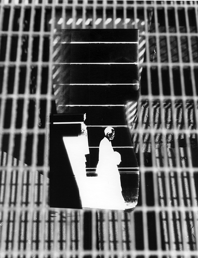 Ray K. Metzker - Man Wall Street Grid, 1964 © Estate of Ray K. Metzker : Courtesy Les Douches la Galerie, Paris