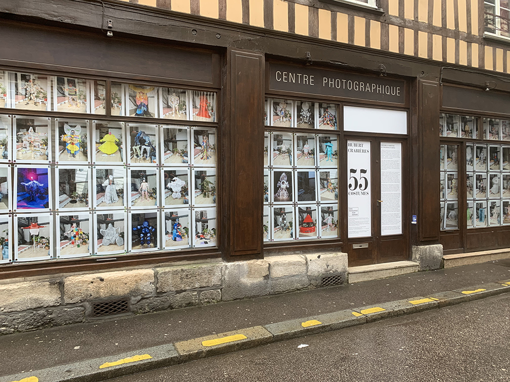 Exposition Hubert Crabières, 55 Costumes, 01 février - 08 mai 2021