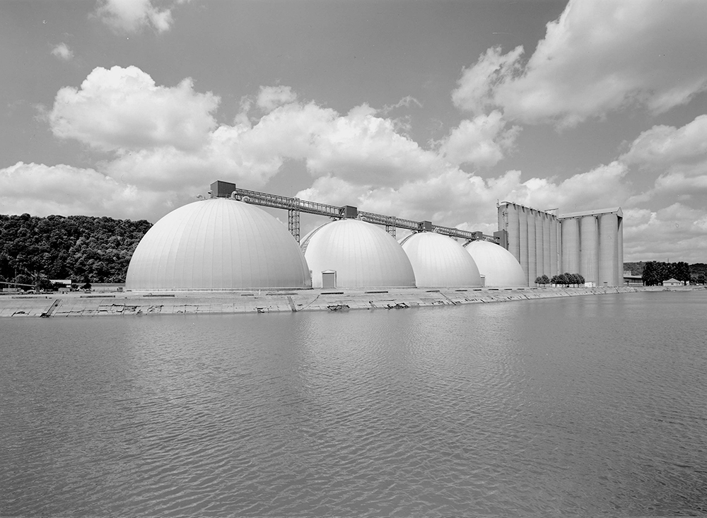 John Davies, Port de Rouen, de la série Seine Valley, 2001